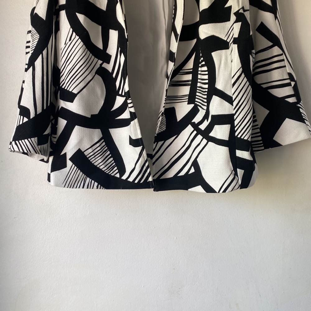 Chico’s 3 (Large) Bi-Color Geometric Jacket - Picture 7 of 14